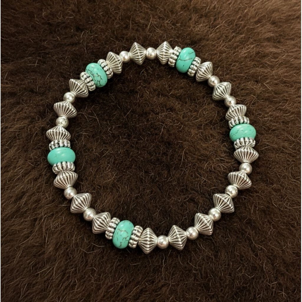 Navajo Turquoise beads bracelet style japan