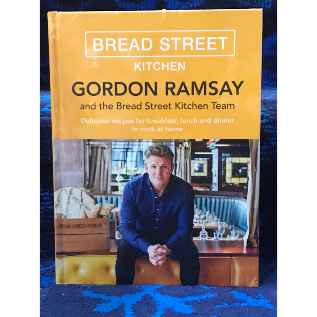 BREAD   STREET   KITCHEN   :  GORDON   RAMSAY   and   the   Bread   Street  Kitchen  Team  หนังสือปก