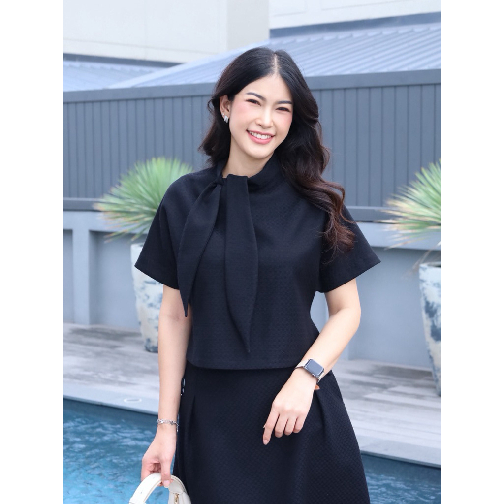 เสื้อคอโบว์ ราชวัตรดำ