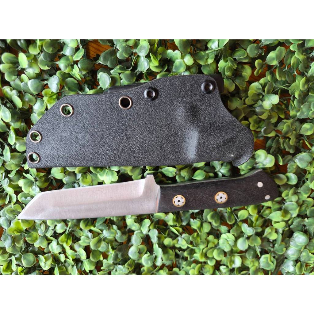 มีดพกมีดเดินป่าทรงทันโตะบู๊สค๊าพร้อมซอง Kydex