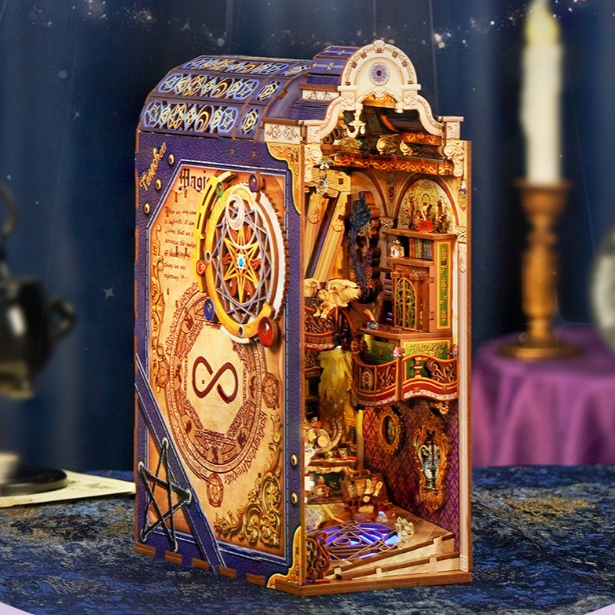 [ส่งด่วน กทม.] กล่องกั้นหนังสือ DIY Book Nook Magical Library ของเล่น ของขวัญ Tonecheer TQ134