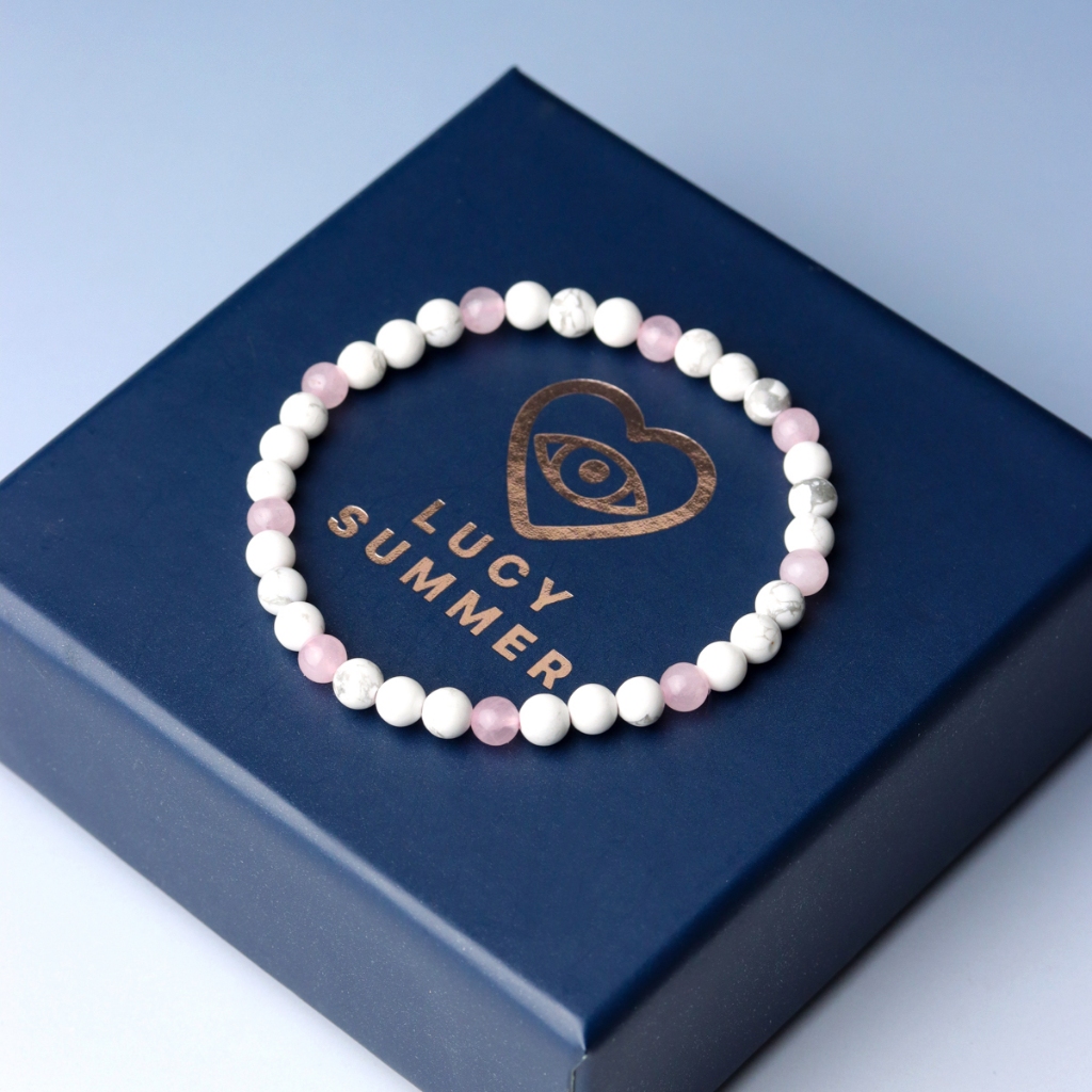 LUCY SUMMER กำไลข้อมือหินแท้ Rose Quartz + Howlite ขนาด 4 มม.