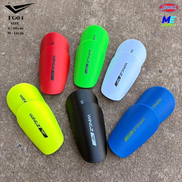 สนับแข้ง WINGZ FG04 มี 2 ขนาด ไซส์ S:10cm และ M:12cm หลากหลายสีสัน สำหรับการเล่นฟุตบอล