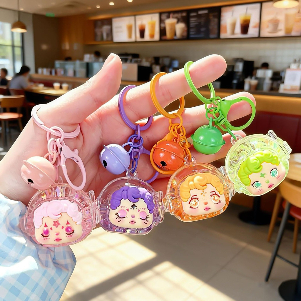 พวงกุญแจตู้น้ำจิ๋ว skull girl (เรืองแสง)พร้อมส่งจากไทย