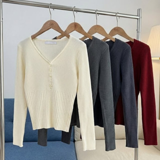 Rumi Knit Top เสื้อไหมพรมแขนยาว ผ้านิ่มใส่สบาย Miladi