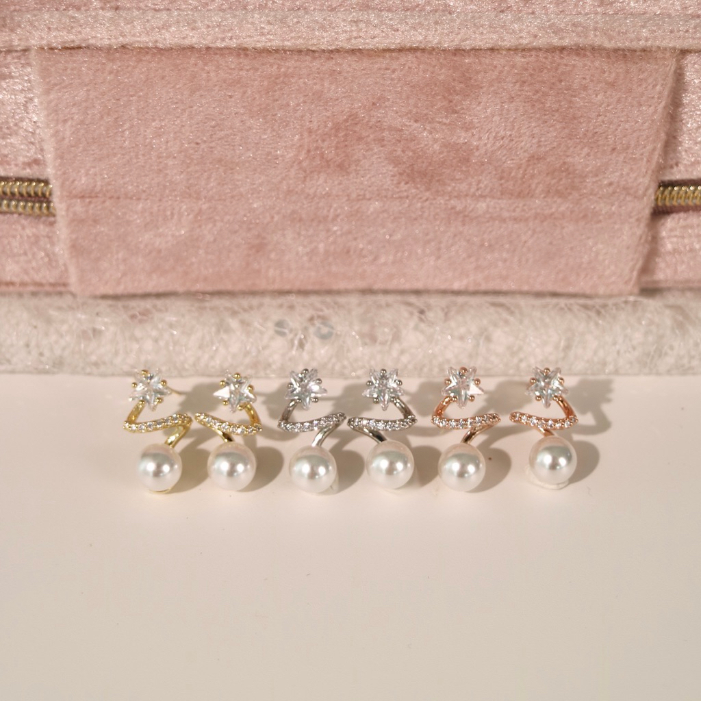 Socrush.bkk | SWIRLY STAR earrings | SE-049 | ต่างหู มุก ดาว เพชร