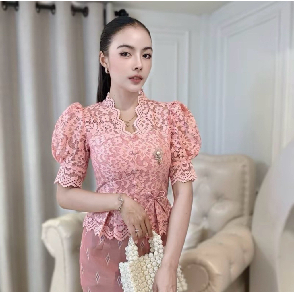 เสื้อลูกไม้คอหยัก (แขนตุ๊กตา) Scd11