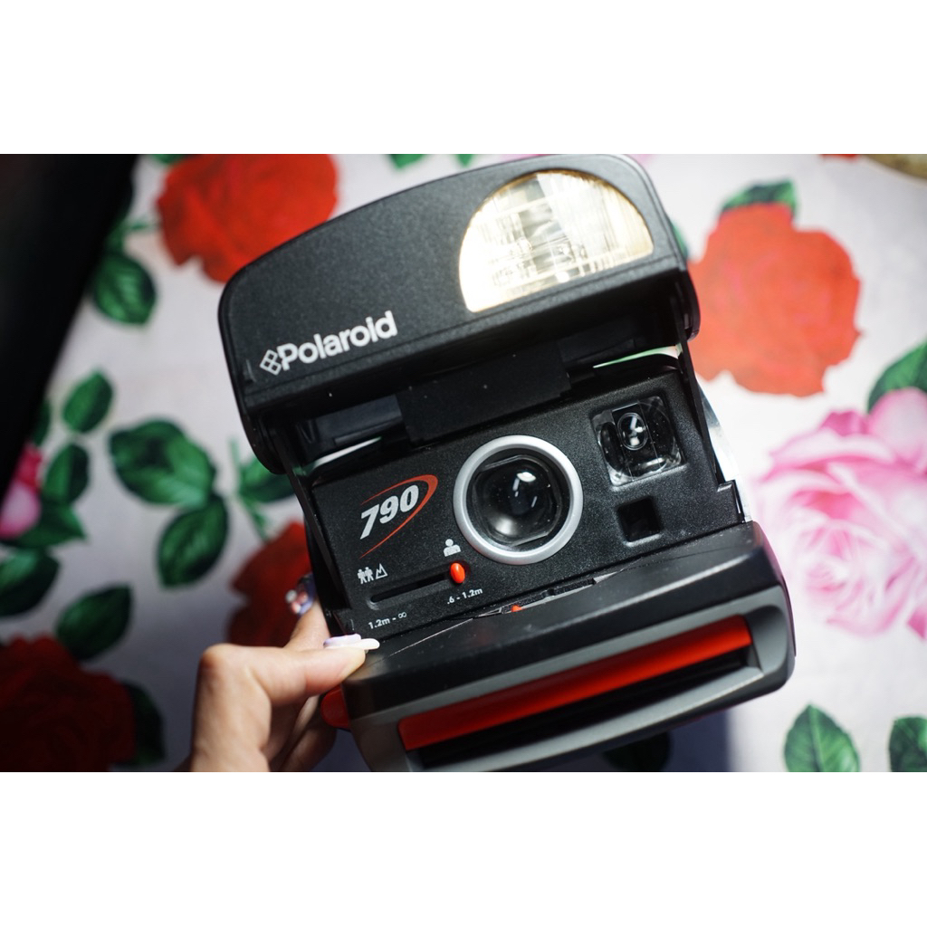 Polaroid 790 แถมฟิล์ม Polaroid 600 1 กล่อง