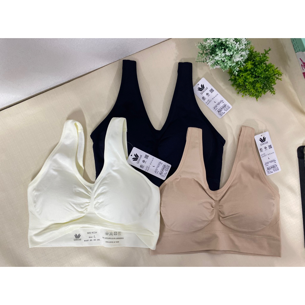 Wacoal Seamless Bra ชุดชั้นในไม่มีโครงรูปแบบสวมหัว รหัส WH9C24 ราคาป้ายตัวละ 890 บาท ลดเหลือเพัยงตัวละ 269 บาทเท่านั้น