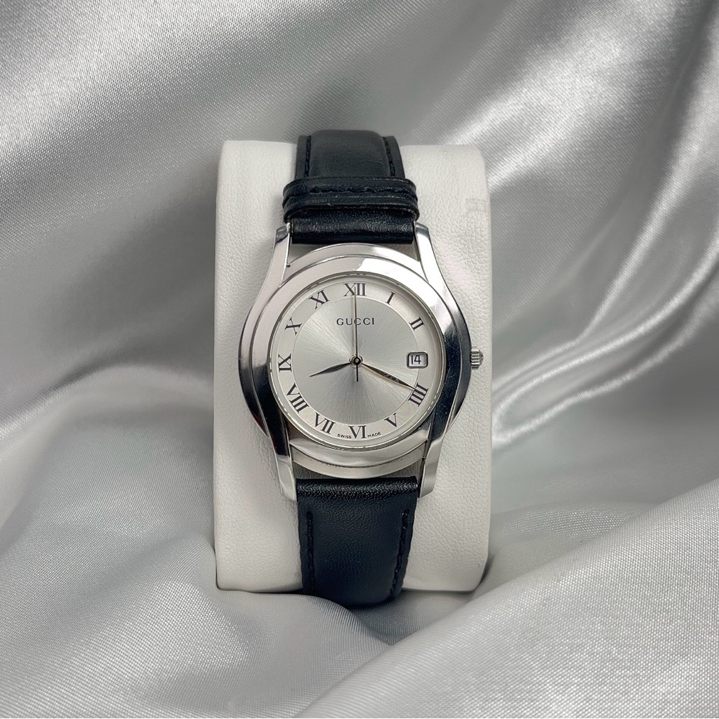 นาฬิกา GUCCI 5500Mแบรนด์เนมแท้100%สวยๆมีกล่องแทนไม่แท้ยินดีคืนเงิน