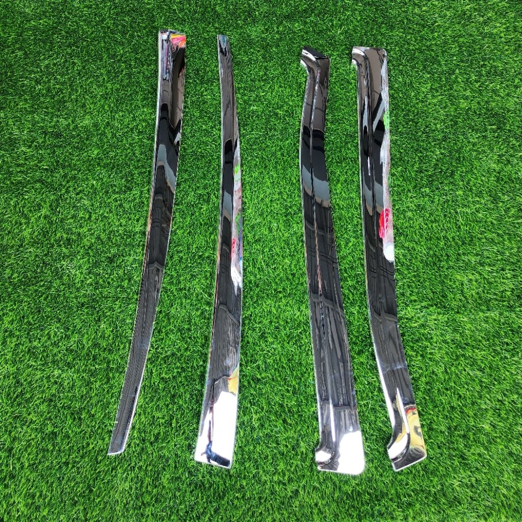 คิ้วล่างปิดยางรีดน้ำฝนรถบรรทุก รุ่น HINO/ISUZU ชุบโครเมี่ยม #งานชุบหนาๆ เกรดไทยแท้100% made in thail