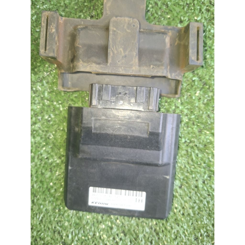 กล่องไฟ forza 350รหัส38770-k1B-T21แท้มือสองสินค้ารับประกัน