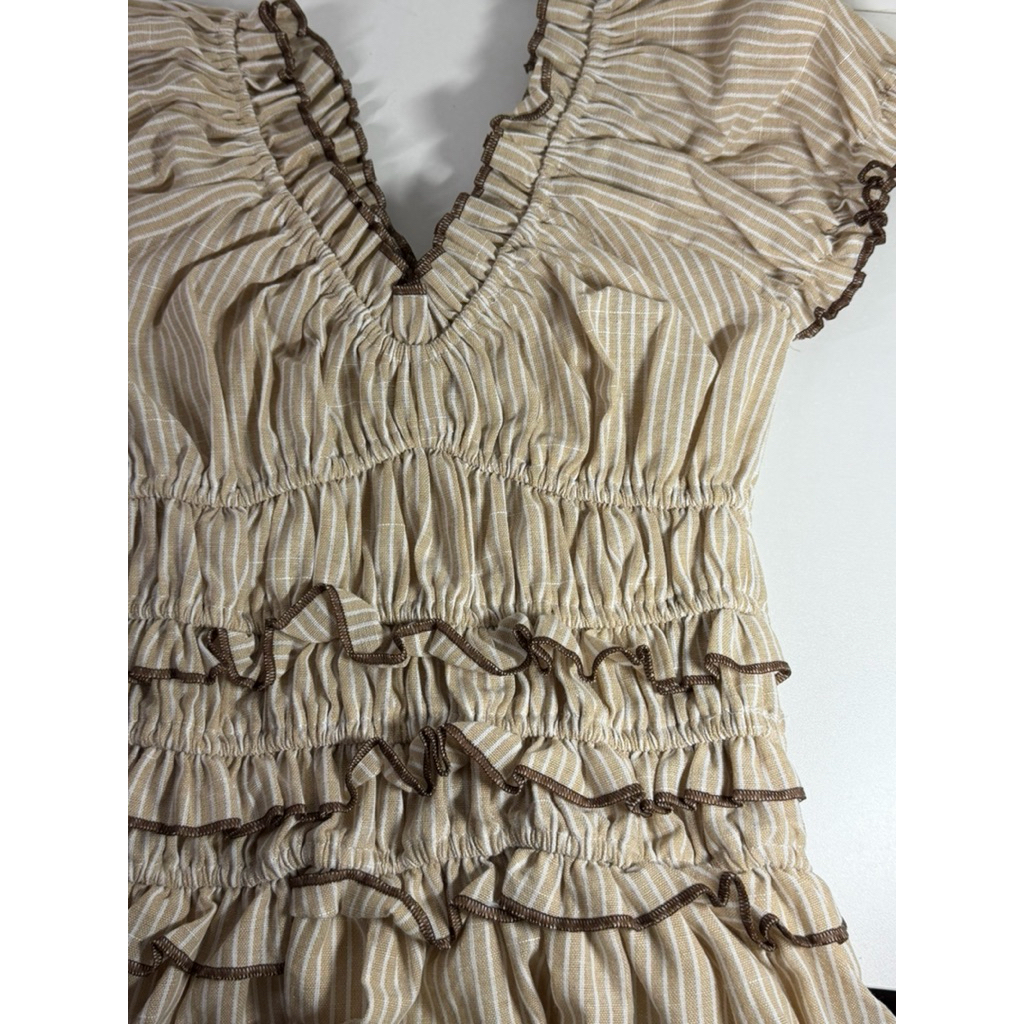 Kinny.store : Pummy top collection  สีน้ำตาลขอบน้ำตาลเข้ม