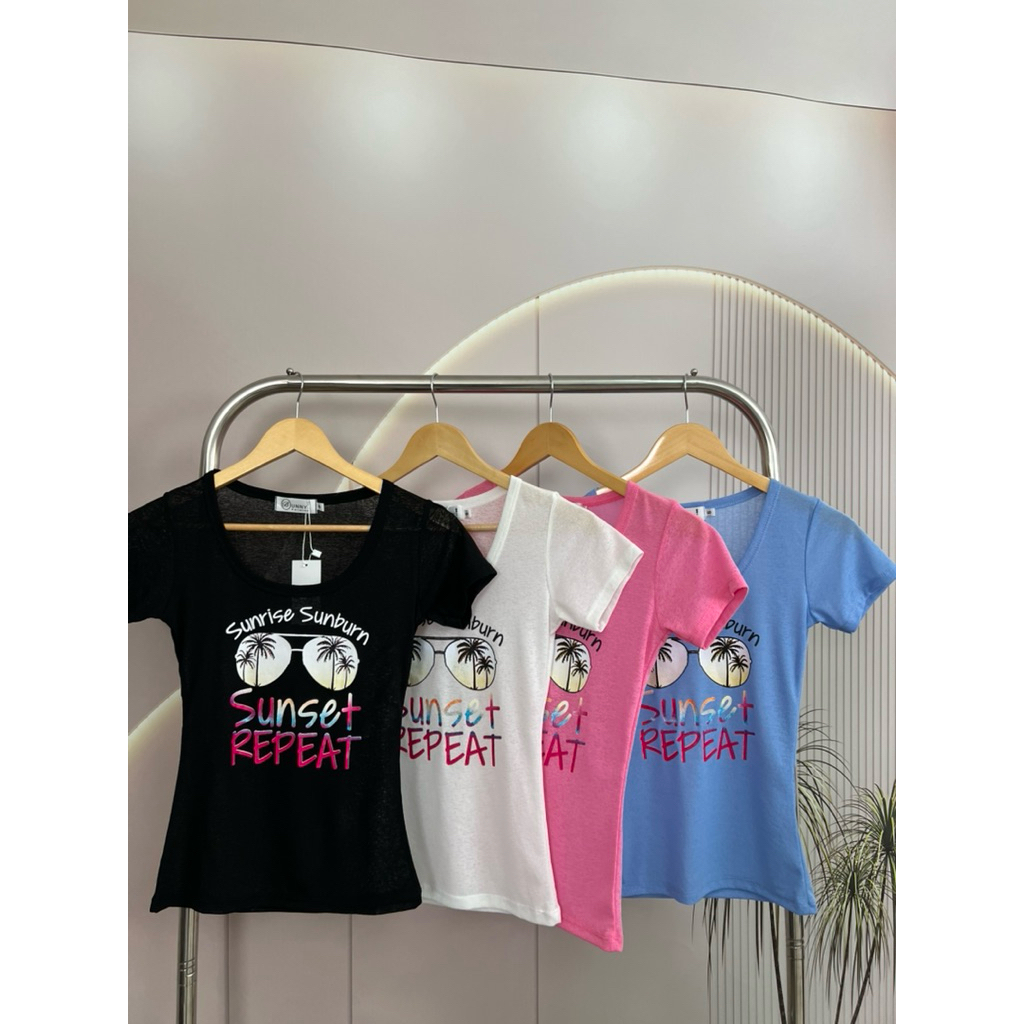 A223 BunnyFashion เสื้อสลาฟSummer คอยูสกรีนลาย มี 3 ไซส์ **เนื้อผ้าบาง**