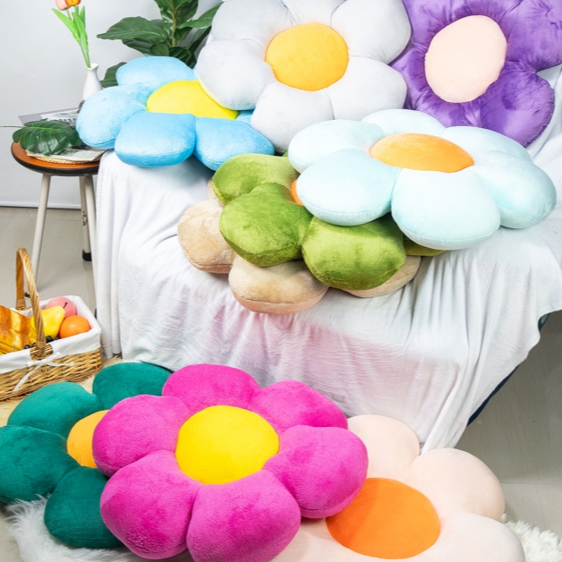 เบาะรองนั่ง ทรงดอกไม้  สีสวย ขนนุ่ม ด้านในใช้ใยสังเคราะห์คุณภาพ ตกแต่งบ้าน ห้องนอน มินิมอล