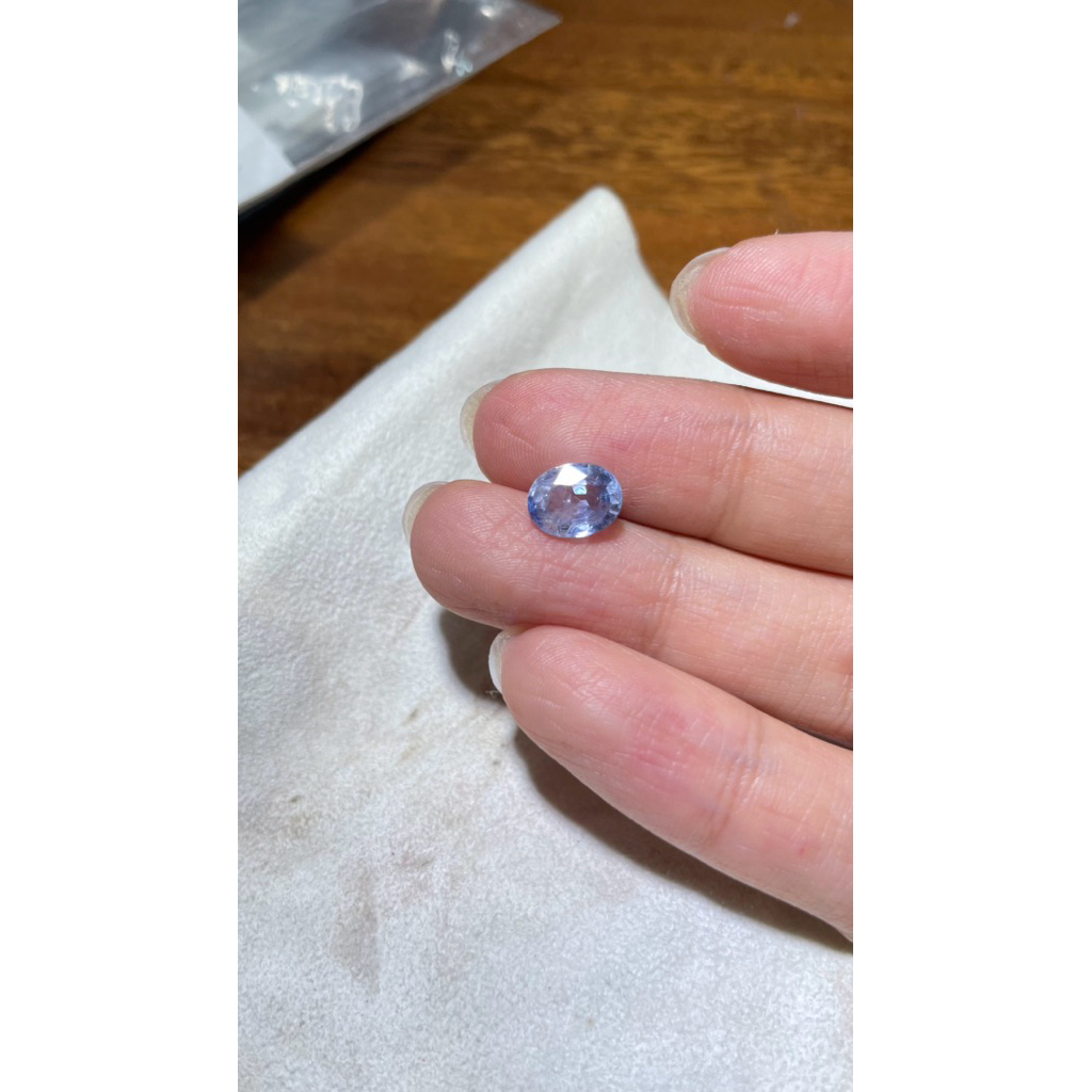 พลอยน้ำเงิน Ceylon/ ไข่