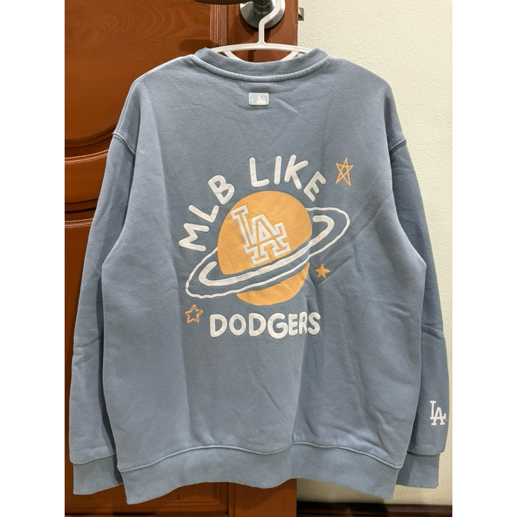 สเวตเตอร์ เสื้อกันหนาว แบรนด์ MLB (มือสอง)