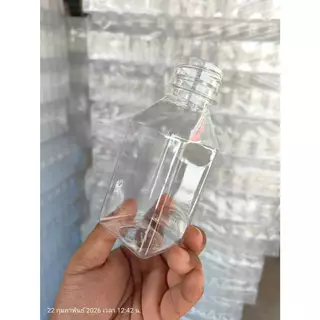 ขวดทรงเหลี่ยมเรียบ 150ml พร้อมฝา (150 ขวด) PET