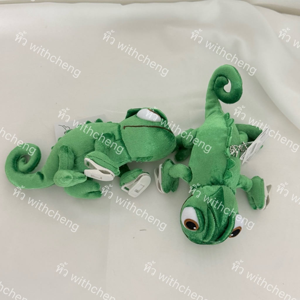 พร้อมส่ง 🦎💚 พวงกุญแจ เกาะไหล่ กิ้งก่า ปาสคาล Pascal 💚🦎