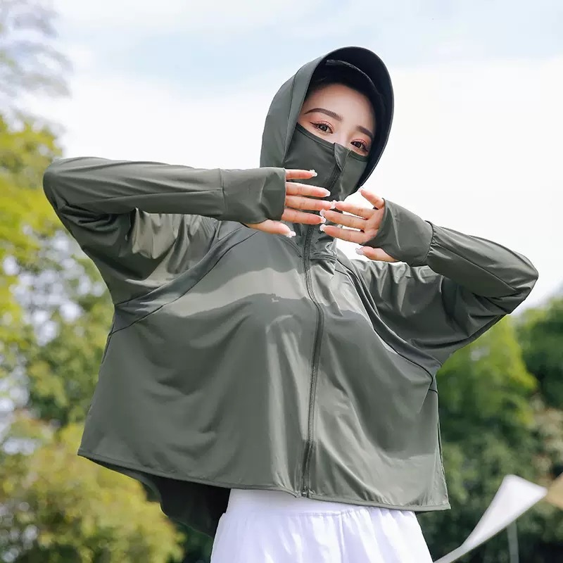 เสื้อคลุมกันแดดสำหรับผู้หญิง ผ้าไหมเย็น ป้องกันรังสียูวีในฤดูร้อน ระบายอากาศได้ดี ทรงหลวม มีฮู้ด – โปรปัง