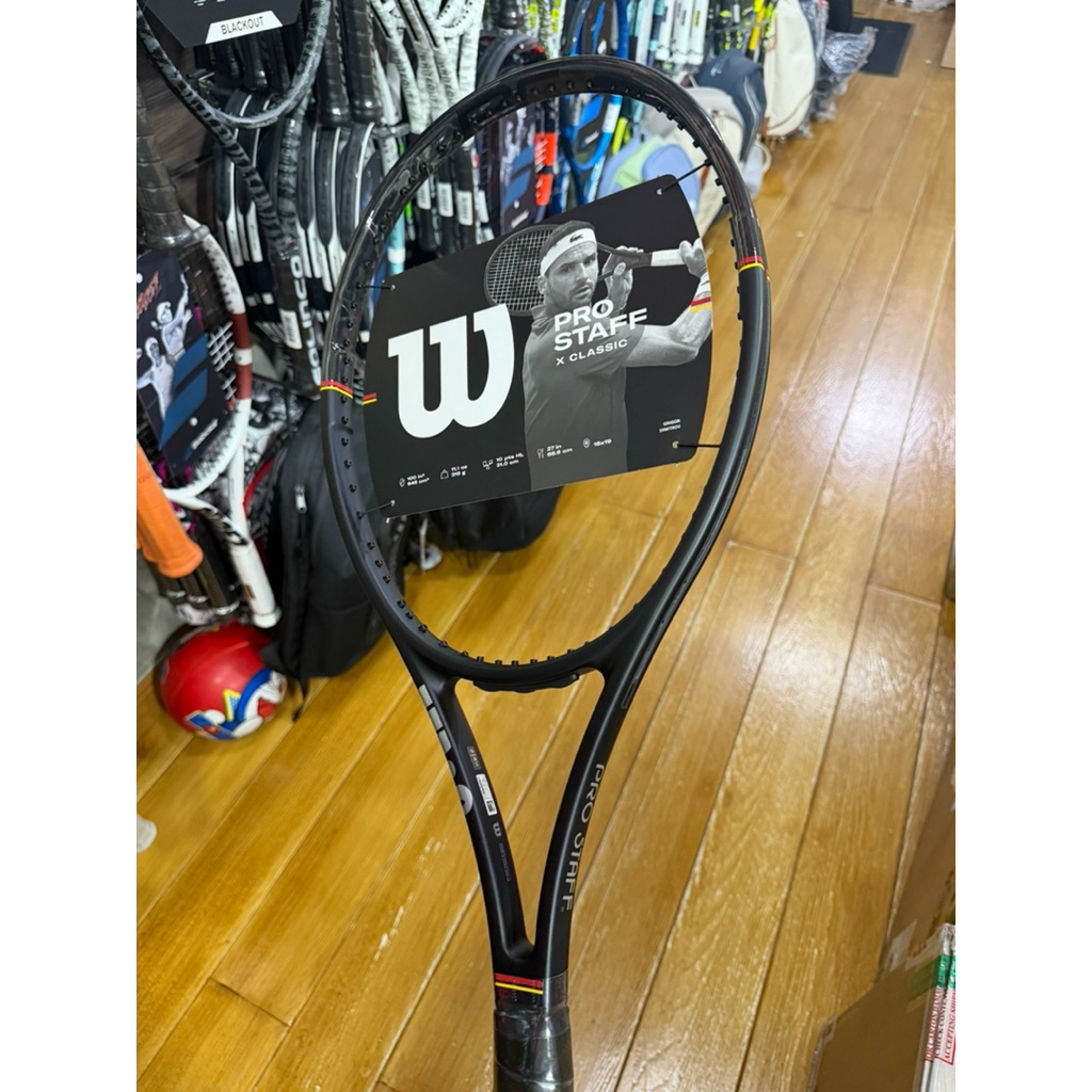 ไม้เทนนิส WILSON PRO STAFF X CLASSIC หน้า 100 น้ำหนัก 315 กรัม (สินค้าสั่งขึ้นเอ็นตามออเดอร์ ไม่รับเปลี่ยน หรือคืน)