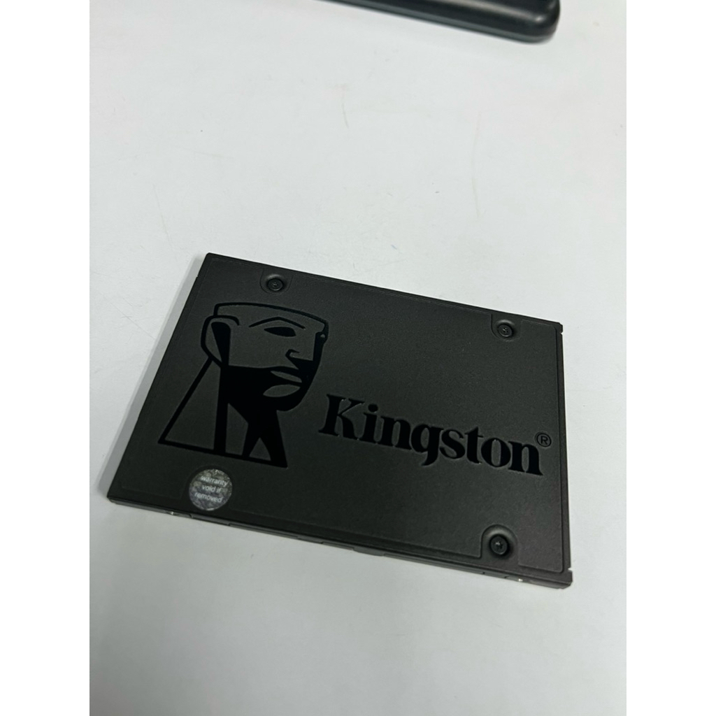 KINGSTON SA400S37240G : 240.0 GB มือสองไม่มีกล่องประกันใจ 7 วัน