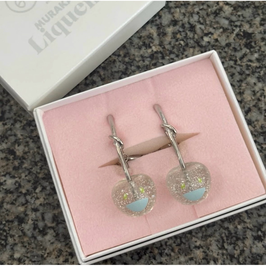 ** สินค้ามือสอง ** ต่างหู Murakami แบบหนีบ 😍🇯🇵🎌