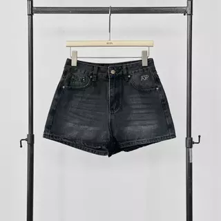 Atipashop - Leather Patch Short Jeans (#ATP604) กางเกงยีนส์ขาสั้น ดีเทลกระเป๋าหนัง