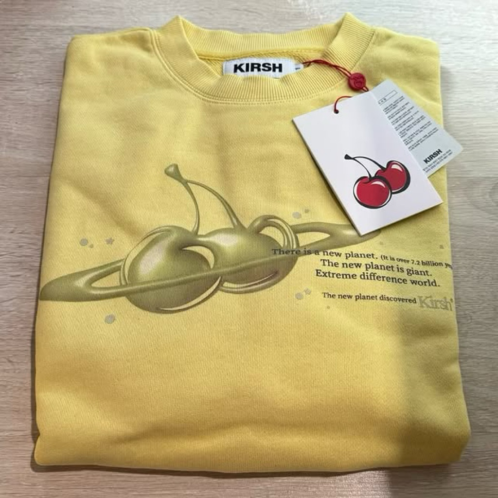 #Kirsh เสื้อ sweatshirt KIRSH 🇰🇷 Size 1 ของแท้ พร้อมส่ง อก 42“ ยาว 20” สินค้าใหม่มือ 1 Sale 1,500 ส่