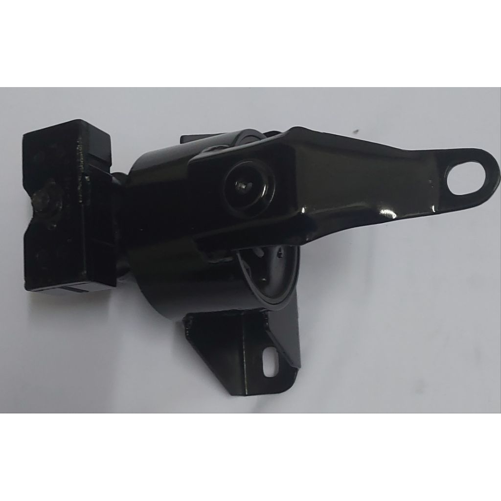 ยางแท่นเครื่องด้านขวาพร้อมขายี่ห้อRBIโตโยต้าโคโรลล่า4EFE,4AFEในบอดี้AE100,AE101,AE111แท่นยึดของแท้มื