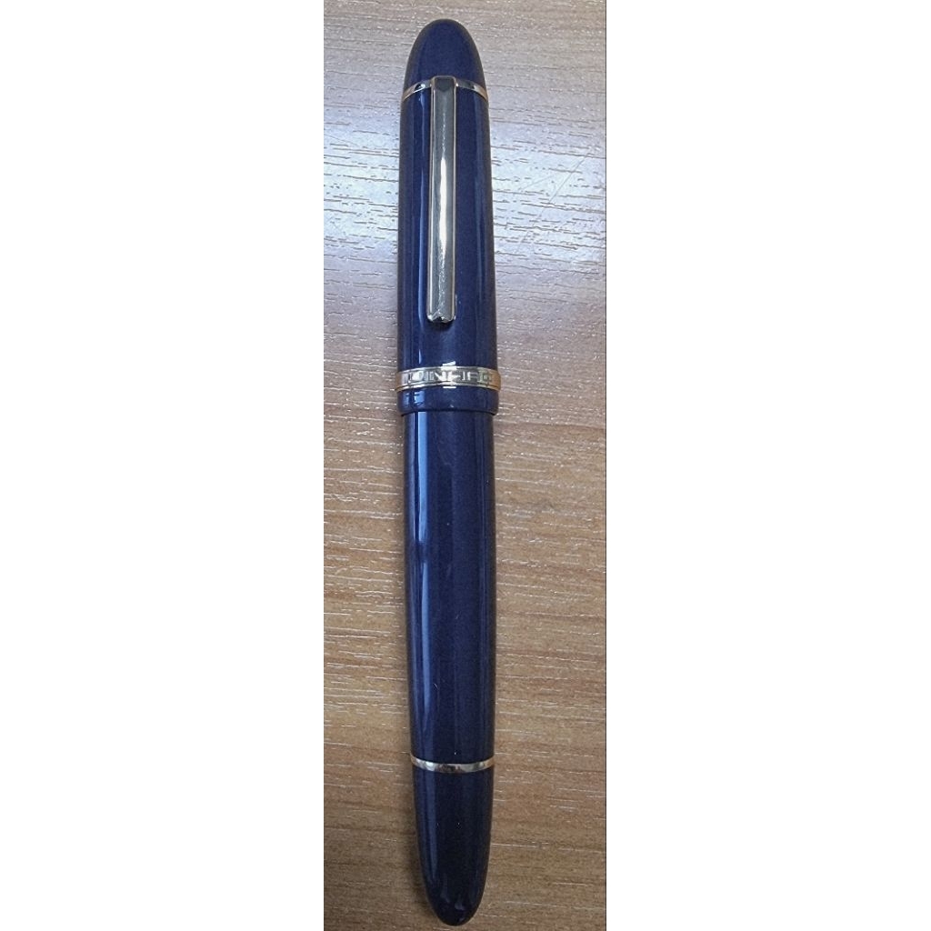 ปากกาหมึกซึม Jinhao X159 สีน้ำเงินเข้ม มือสอง