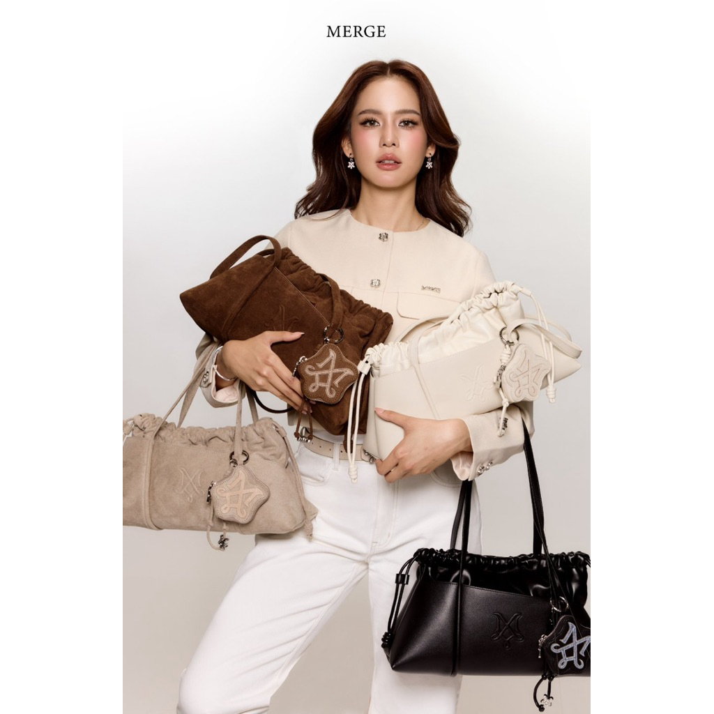 พร้อมส่ง ปล่อยเท💥แท้มีหลักฐานซื้อจากแบรนด์💯% กระเป๋า Merge IT Bag 26 ✨มีเข็มขัดแถม✨ล็อตล่าสุด‼️(New in pack 🌟)