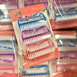 [ขายยกโหล12แผง] แปรงขัดเท้า ขัดมือ ขัดเล็บ 1แผงมี3ชิ้น สีหวาน คละสี (รวมได้แปรง36ชิ้น)