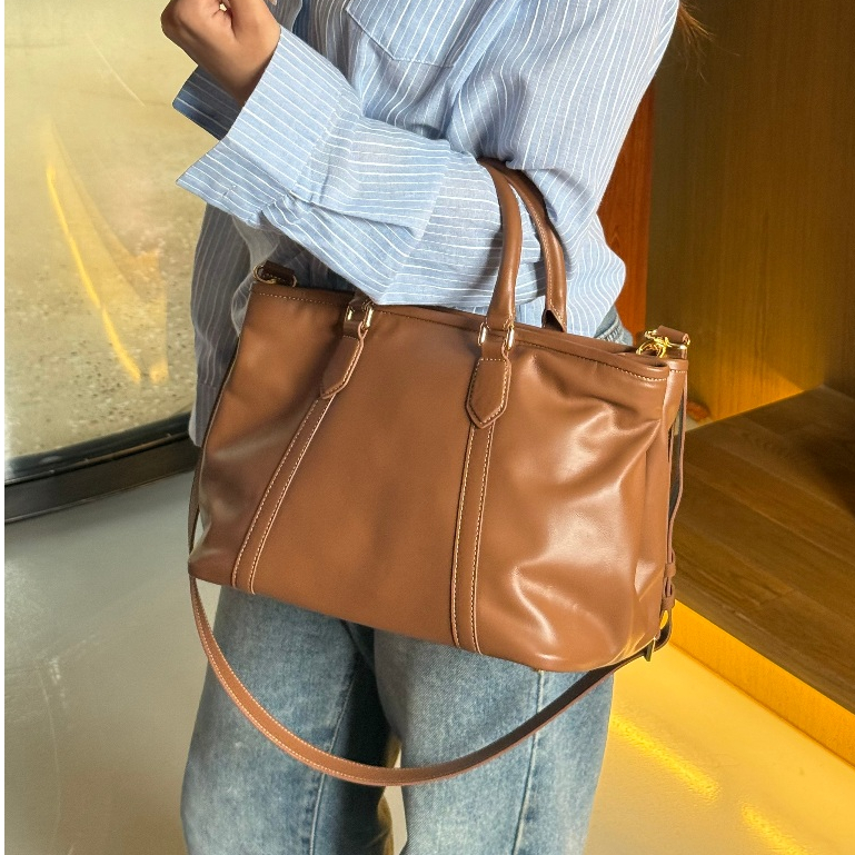 02-338 Lorena Handbag กระเป๋าถือหนังแท้ มีสายสะพายยาว ยี่ห้อ klaas ของแท้