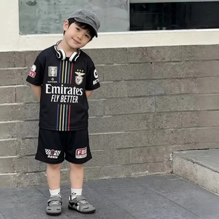ชุดเสื้อและกางเกงขาสั้นแขนสั้นสำหรับเด็ก ดีไซน์ทันสมัย ​​สไตล์ชุดกีฬาเกาหลี น้ำหนักเบาและระบายอากาศได้