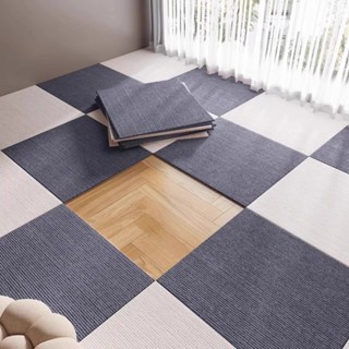 พรมติดกาวในตัว ปูพื้นห้องนั่งเล่น พรมขนนุ่ม ลอกแล้วติด ปรับป…