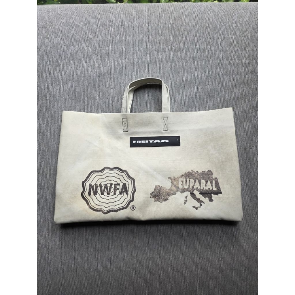 F260 Miami Wide มือ 1 tag ห้อย ลายแผนที่ไม่ซ้ำใครแน่นอน