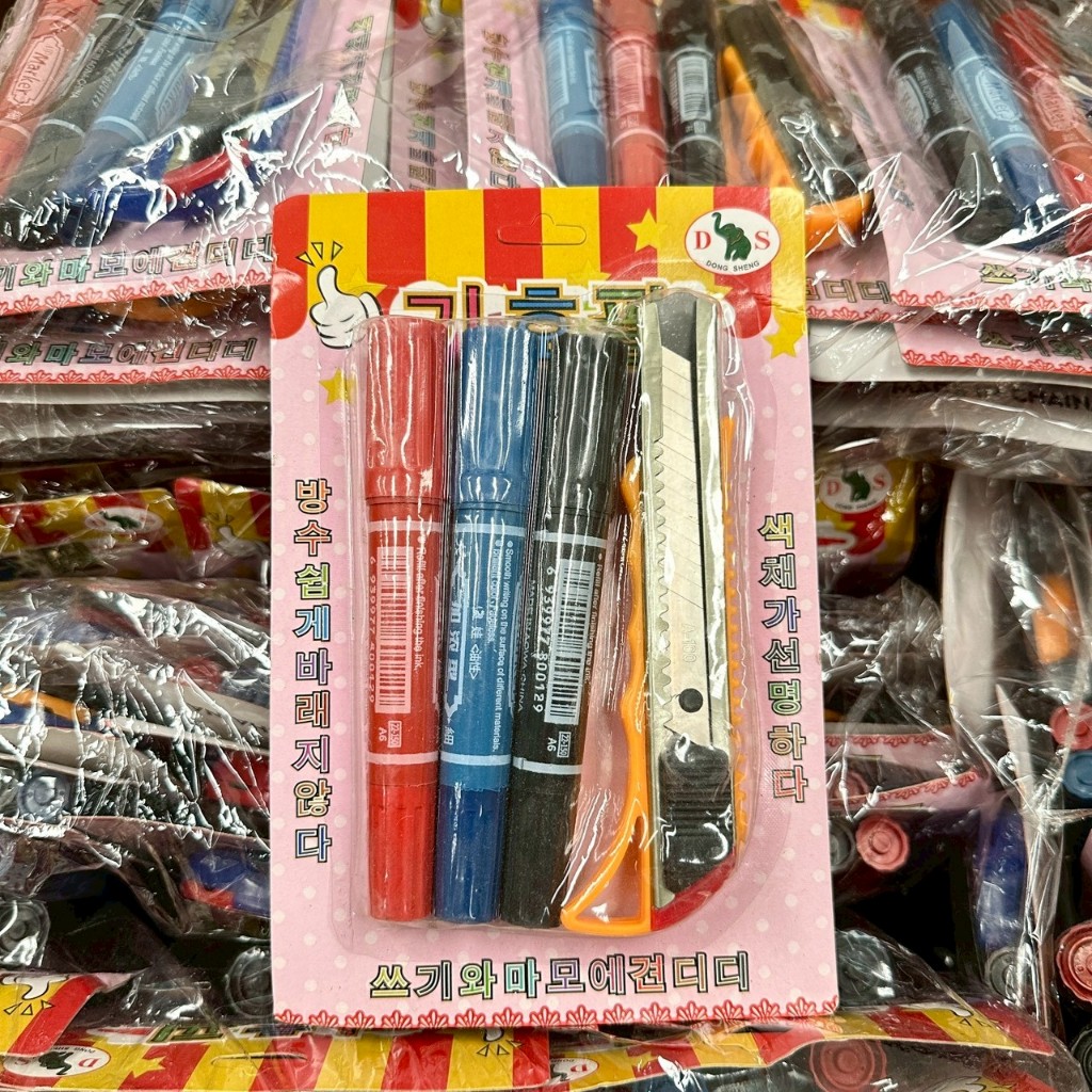 [ขายยกโหล12แผง] ปากกาเคมี 3ด้าม + มีคัตเตอร์ ในแผง ปากกาคละ3สี