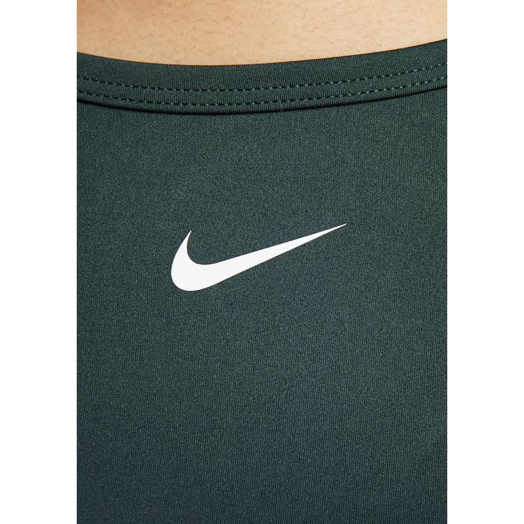 ชุดออกกำลังกายผู้หญิง Nike Nike Pro Crop Top + กางเกงขาสั้น Sport Set