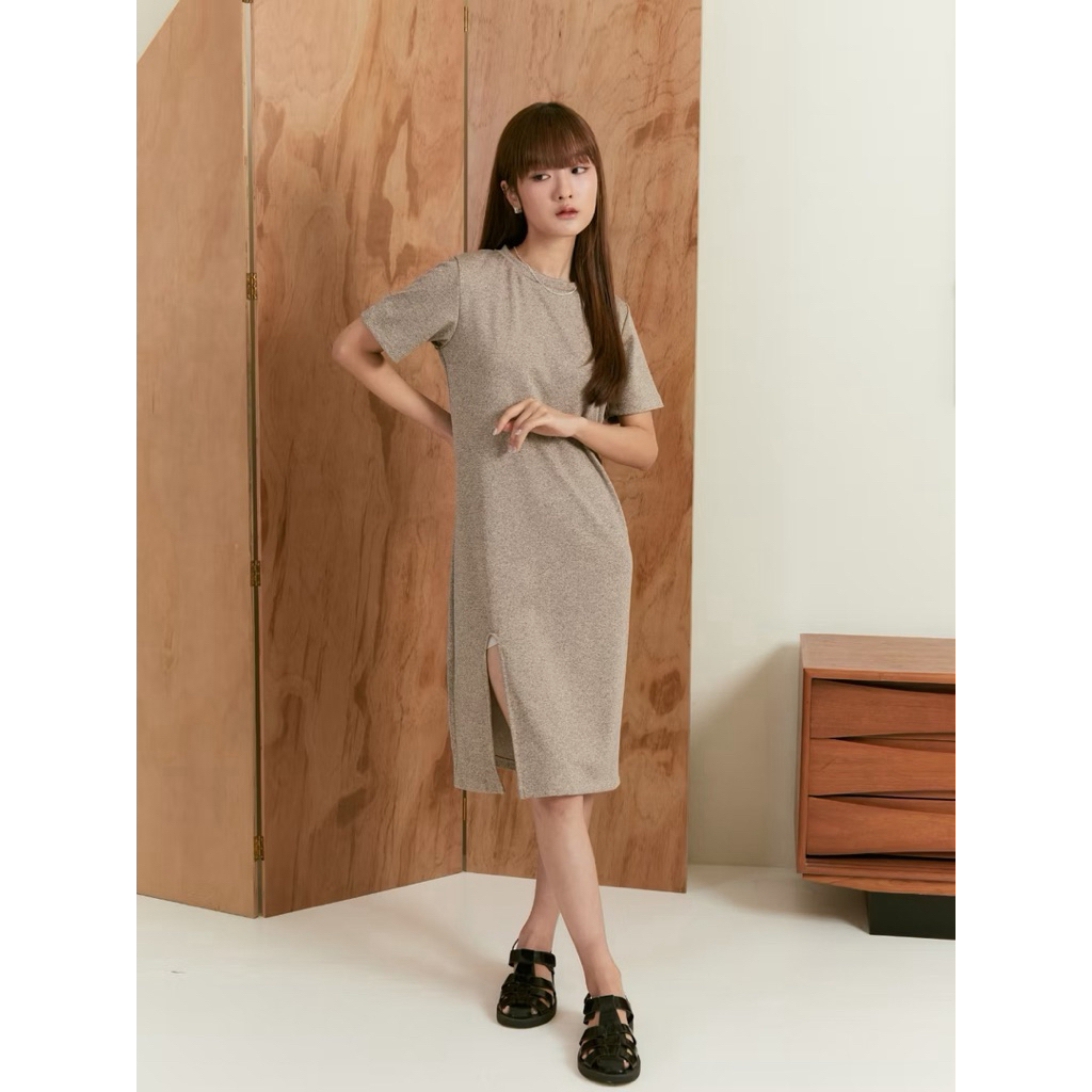 New MALIMAYS - Ditto Dress สีเบจ