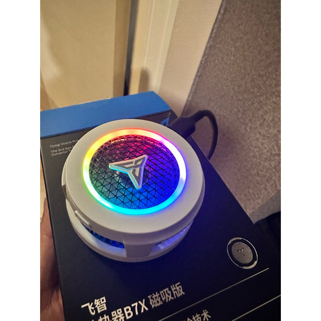 พัดลมระบายความโทรศัพท์มือถือ Flydigi B7x