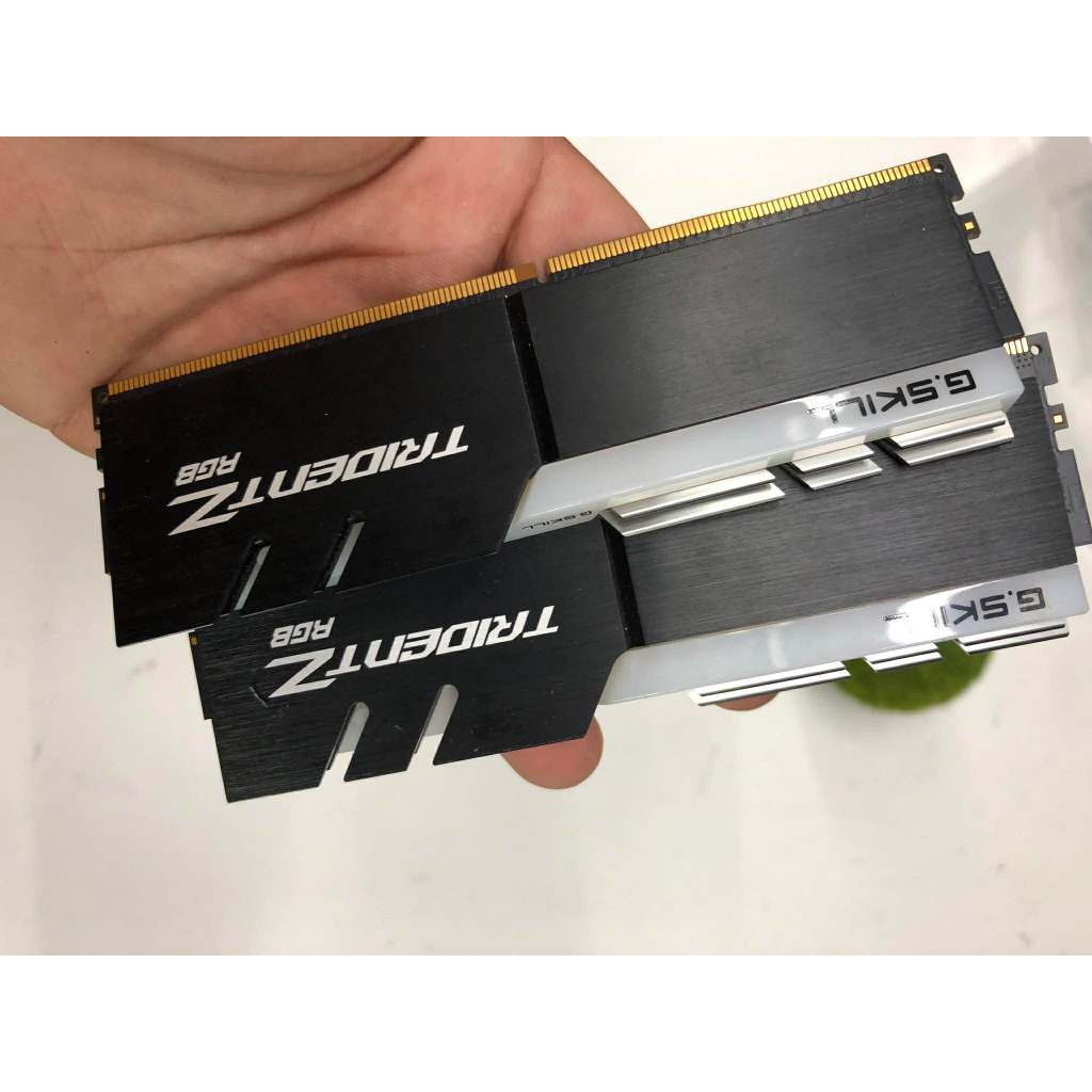แรม RAM DDR4/3200 G.SKILL TRIDENT Z RGB (8GBx2) 16GB  ประกันร้าน