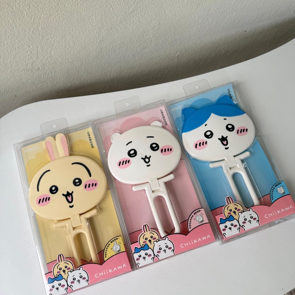 chiikawa กระจกพับ ตั้งได้ ของแท้ พร้อมส่ง