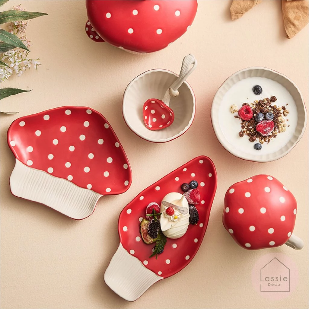 🍄จานชามลายเห็ด Mushroom Village เข้าไมโครเวฟได้ 🍽️ เซรามิกลายเห็ด ของขวัญของตกแต่ง 🎁สุดคิ้วท์ | Lassiedecor 🎀 thumbnail 7