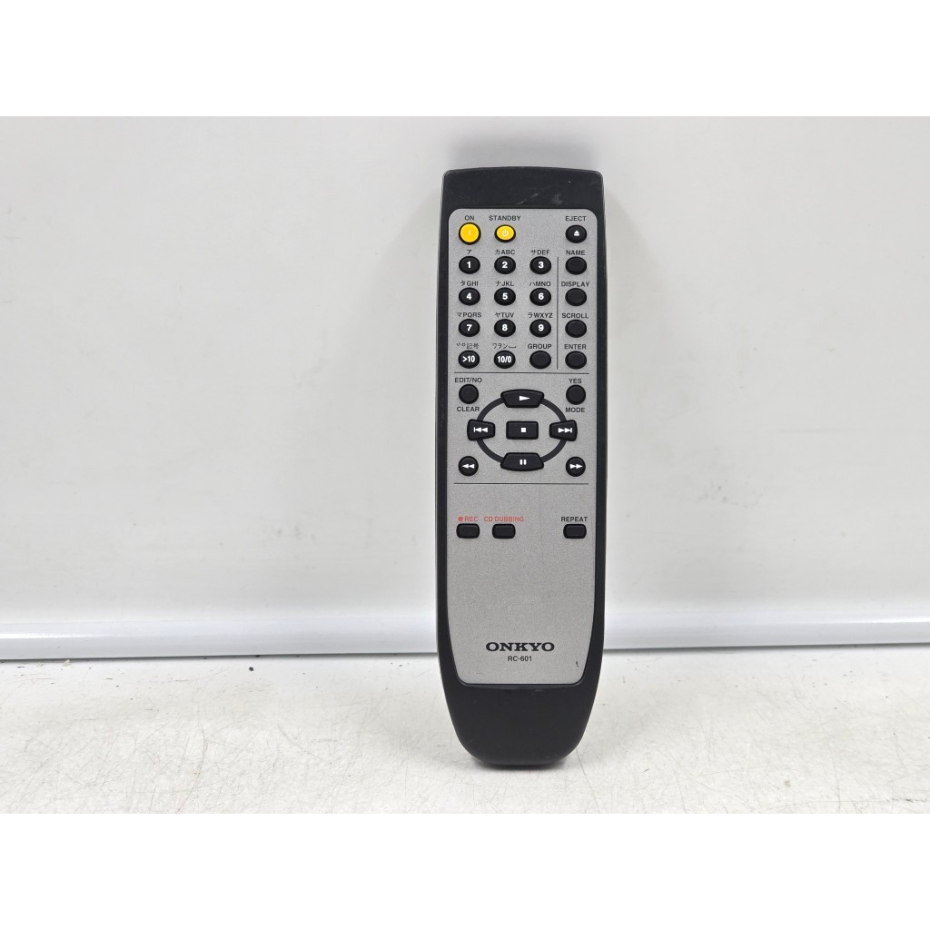 BI120  รีโมทมือสองญี่ปุ่น ONKYO RC-601 เทสเรียบร้อย ใช้งานได้ปกติ ไม่มีถ่านแถมให้ รอยตามรูป