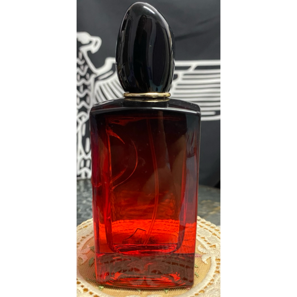 สิsi แดงดำintense 100ml.มือสองของแท้ค่ะ