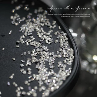 เพชรคริสตัล Square Mini Zircon วิบวับเหมือนเพชรแท้เม็ดเล็ก ทรงสี่เหลี่ยม สวยหรู ติดเล็บ ตกแต่งงาน DIY ได้หลากหลาย 50ชิ้น