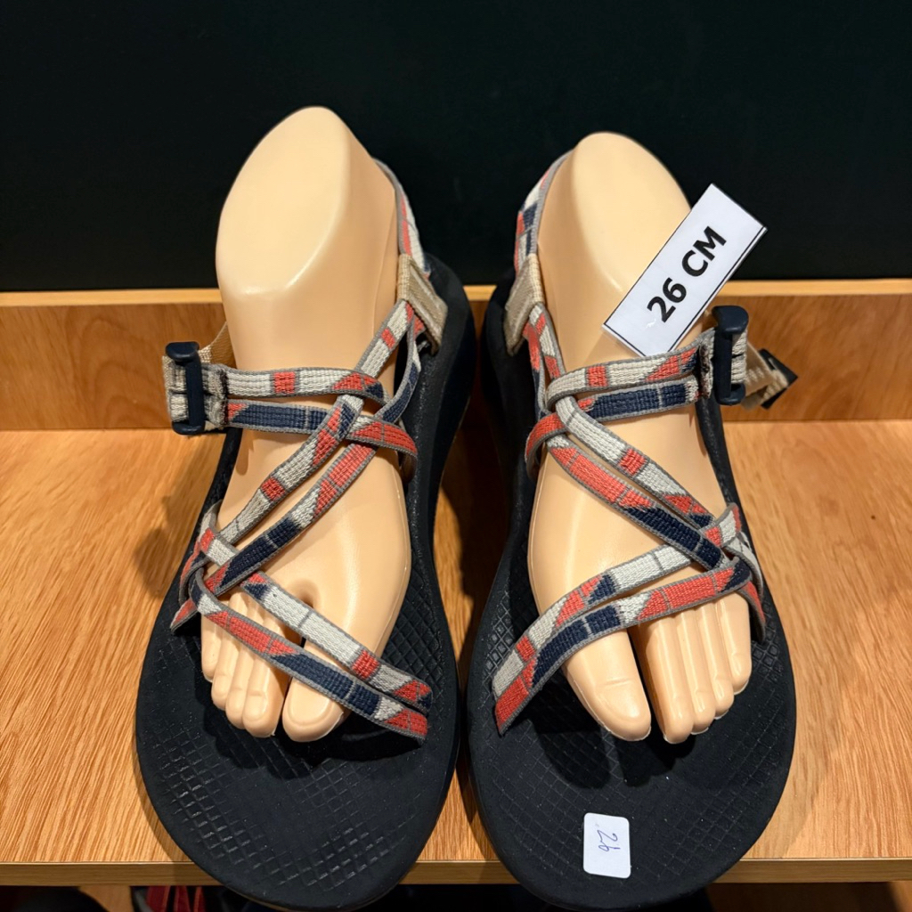 รองเท้ารัดส้น chaco มือสองของแท้ [ยาว 26 cm]