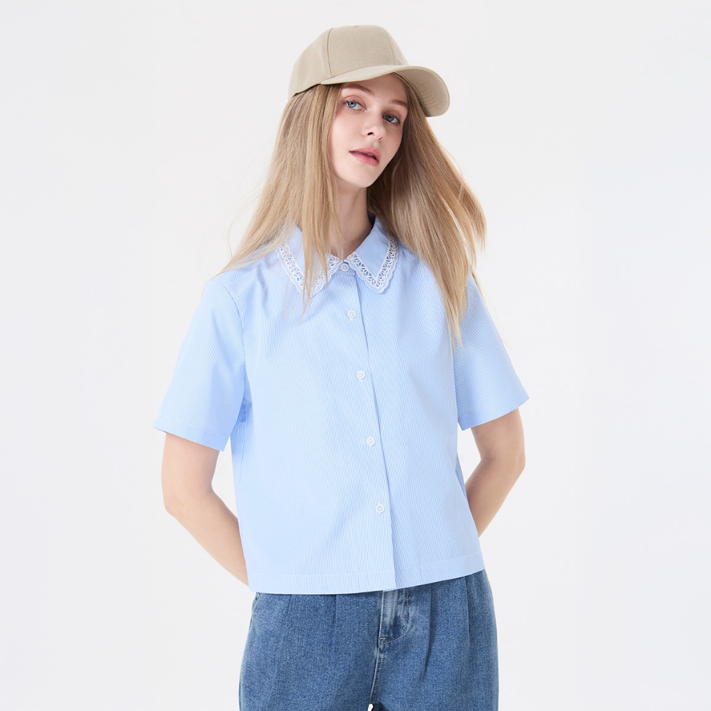EP เสื้อเชิ้ตลายทางสีฟ้า ปกปักลาย ผู้หญิง สีฟ้า | Blue Striped Shirt with Embroidered Collar | 05129