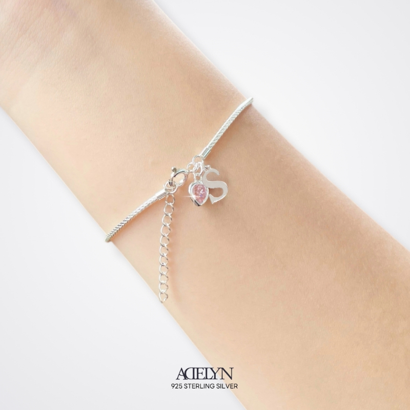 (Adelyn) สร้อยข้อมือ กำไลข้อมือเงินแท้ รุ่น Rope Alphabet